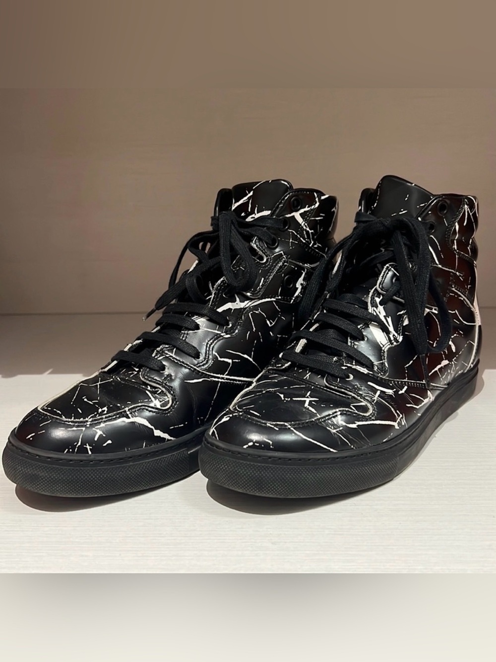 Authentic Women’s Balenciaga High Top Sneakers